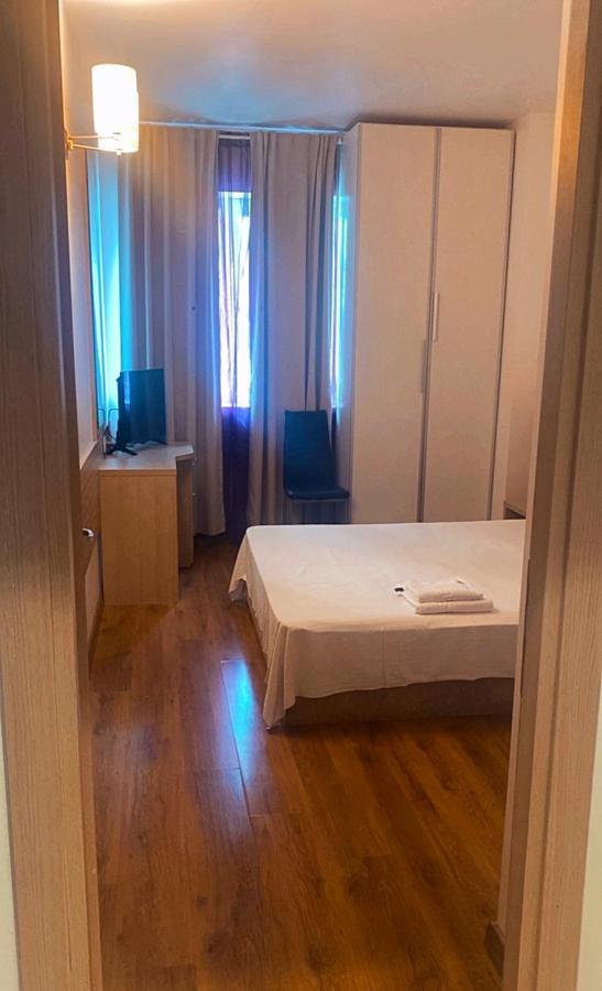 Dmt Apartament Rin Grand Bukarest Eksteriør billede