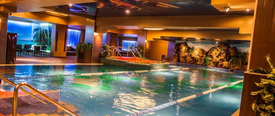 Dmt Apartament Rin Grand Bukarest Eksteriør billede